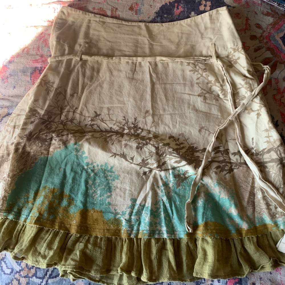 Mid skirt